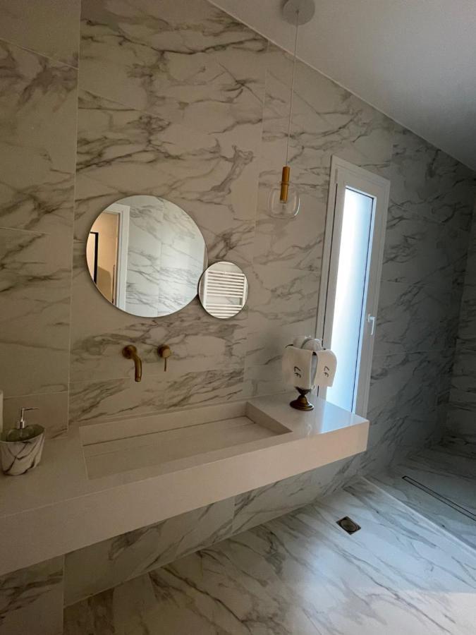 Lf Suites - Irene Thebes Екстер'єр фото