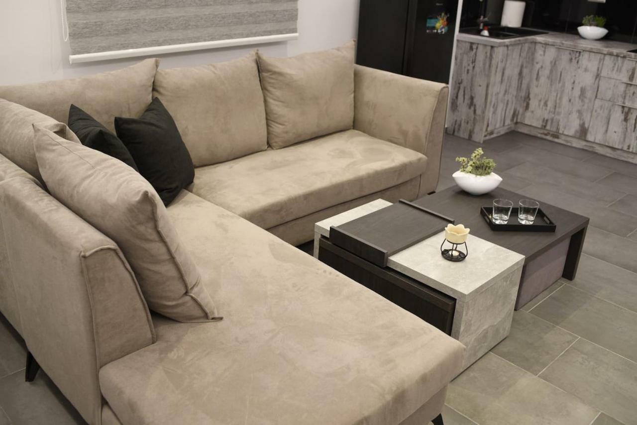 Lf Suites - Irene Thebes Екстер'єр фото