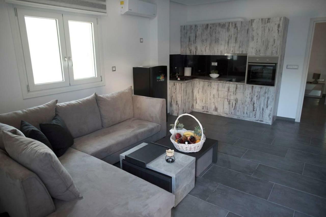 Lf Suites - Irene Thebes Екстер'єр фото