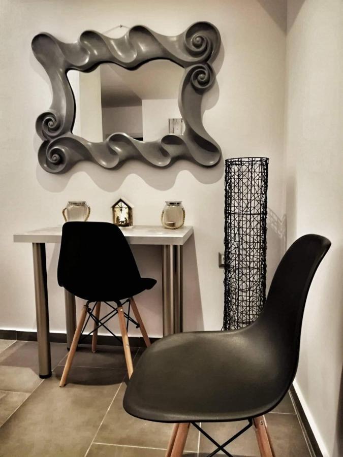 Lf Suites - Irene Thebes Екстер'єр фото